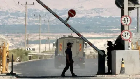 A Pair of Victims Killed in Attack Adjacent to Jordan-West Bank Checkpoint, Israeli Military Confirms